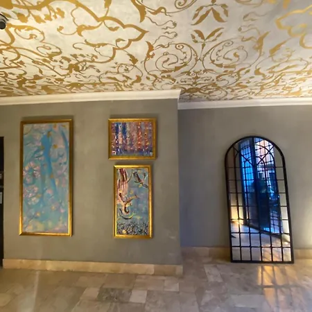 Ab Residences -cihangir Luxury Antique Daire *