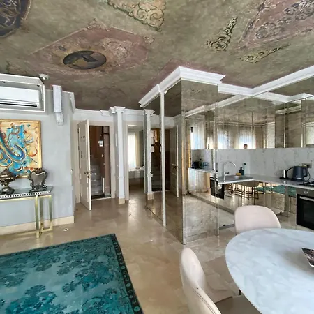 Ab Residences -cihangir Luxury Antique Daire İstanbul