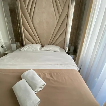 Ab Residences -cihangir Luxury Antique *